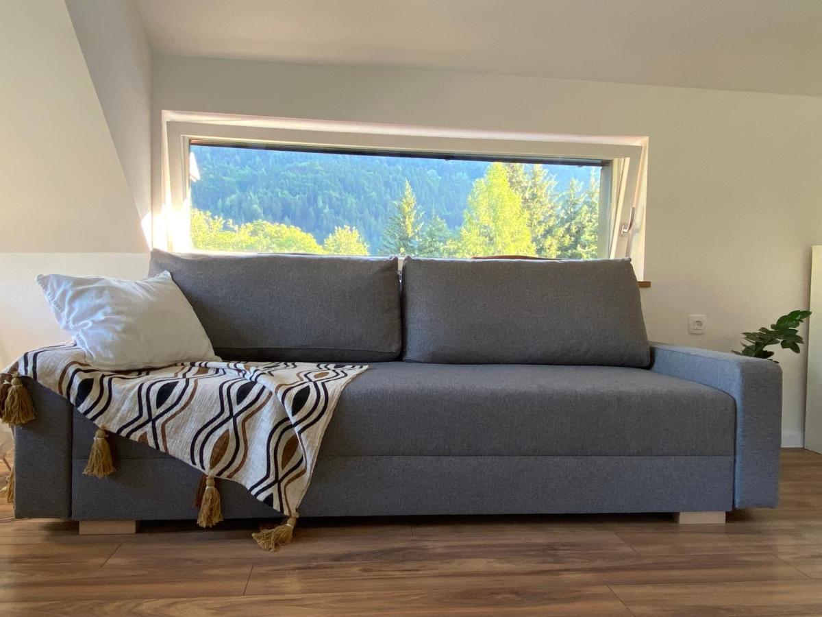 Apartment Zidana Marela - Attic With A View ครานสกา โกรา ภายนอก รูปภาพ