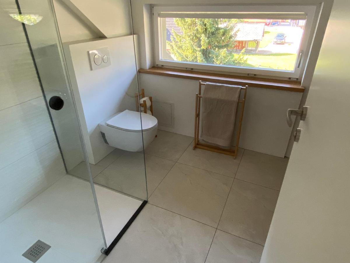 Apartment Zidana Marela - Attic With A View ครานสกา โกรา ภายนอก รูปภาพ